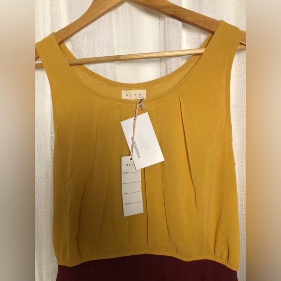 BLVD Mustard Asymmetrical Dress size Large NWT - Picture 7 of 15